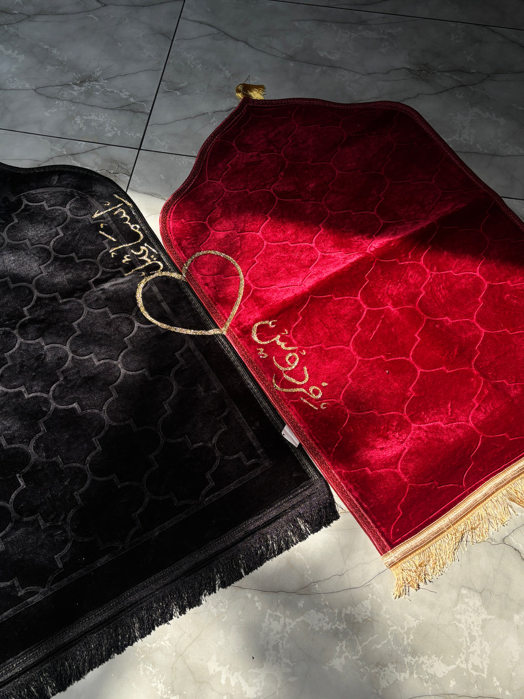 Black & Maroon couple prayer mats (couple janamaz)