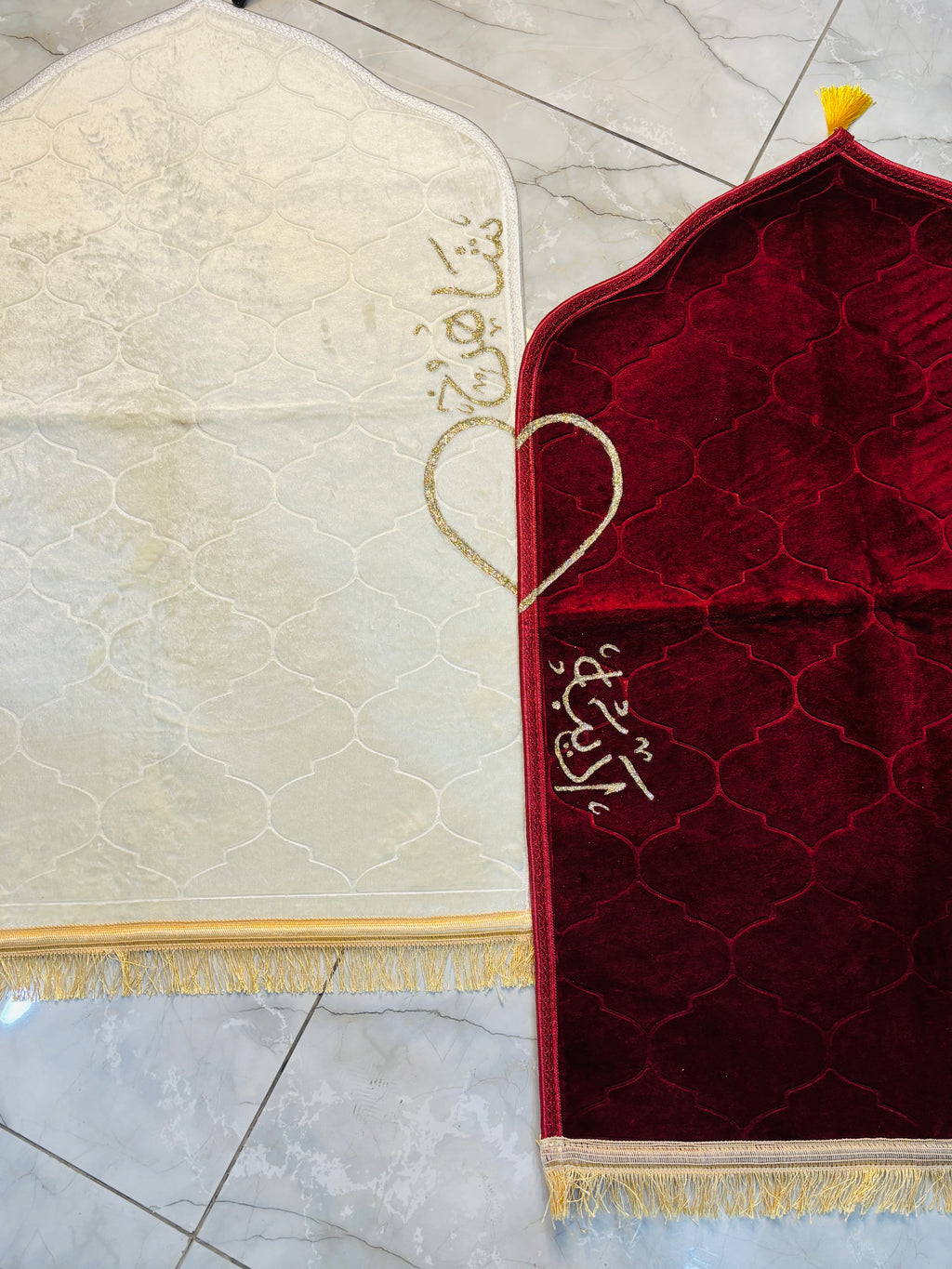 Couple janamaz White & Maroon