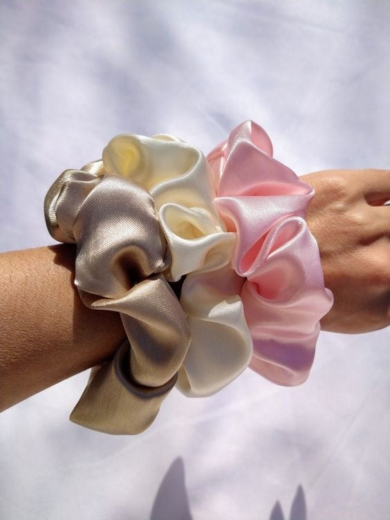 Blush scrunchies combo