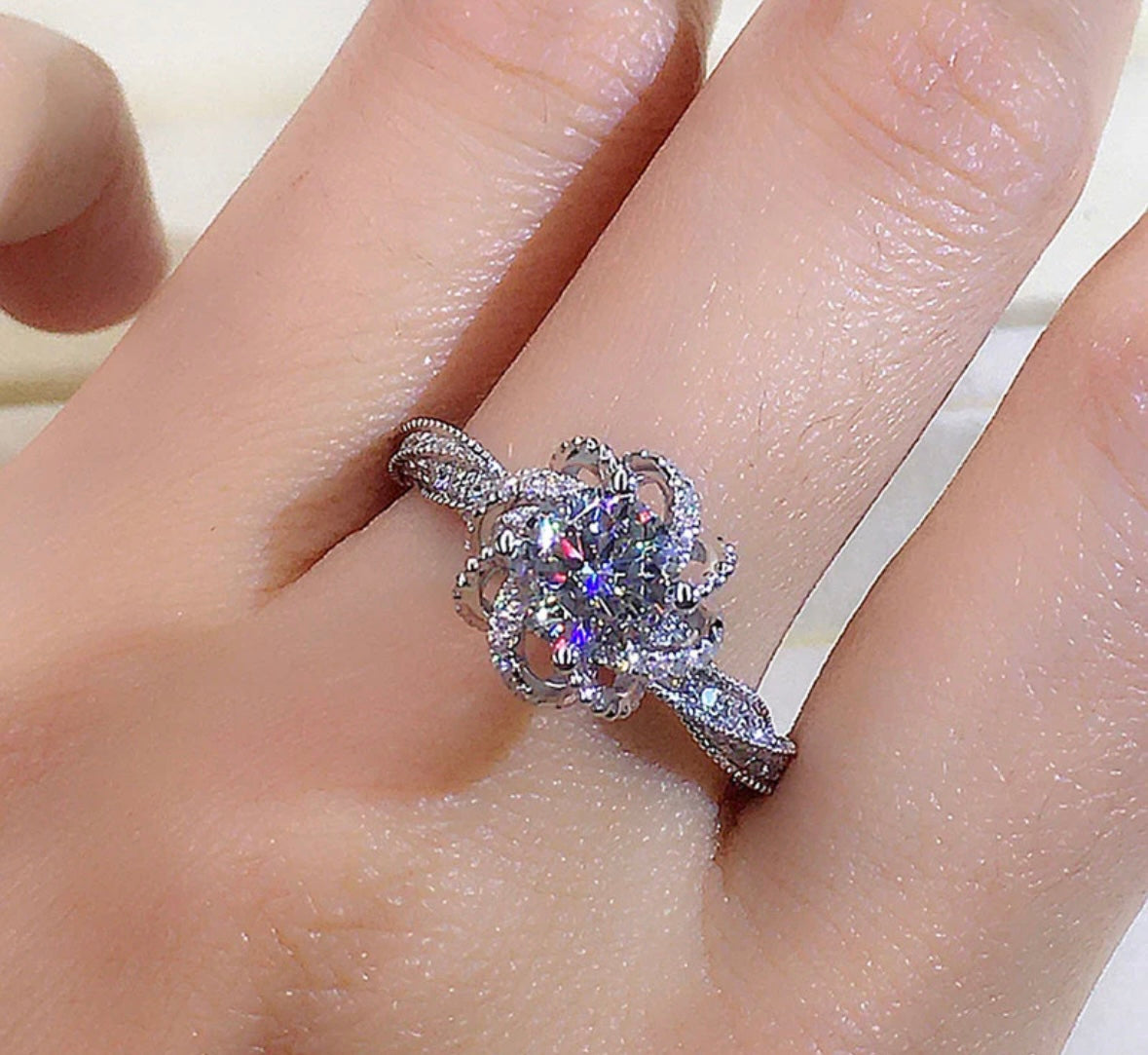 American diamond Queen ring