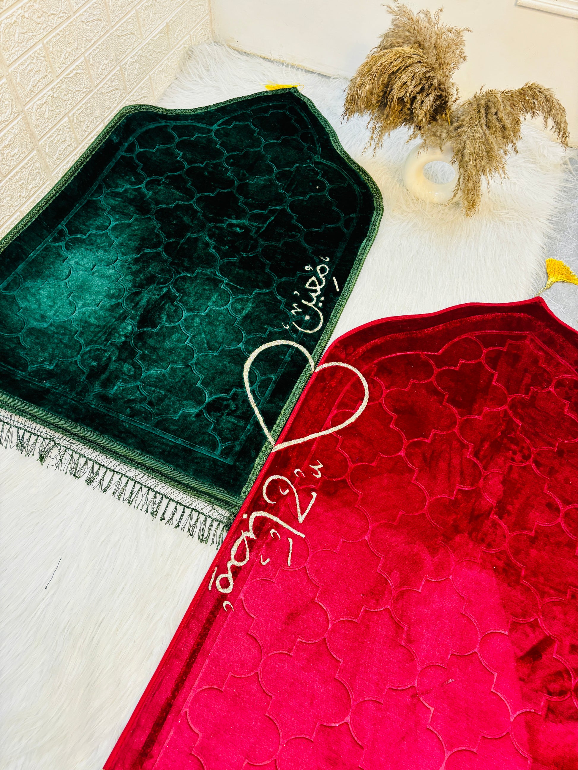 Maroon green couple prayer mats