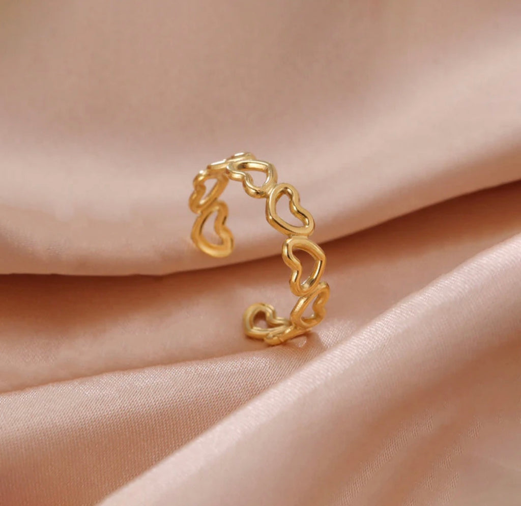Heart ring