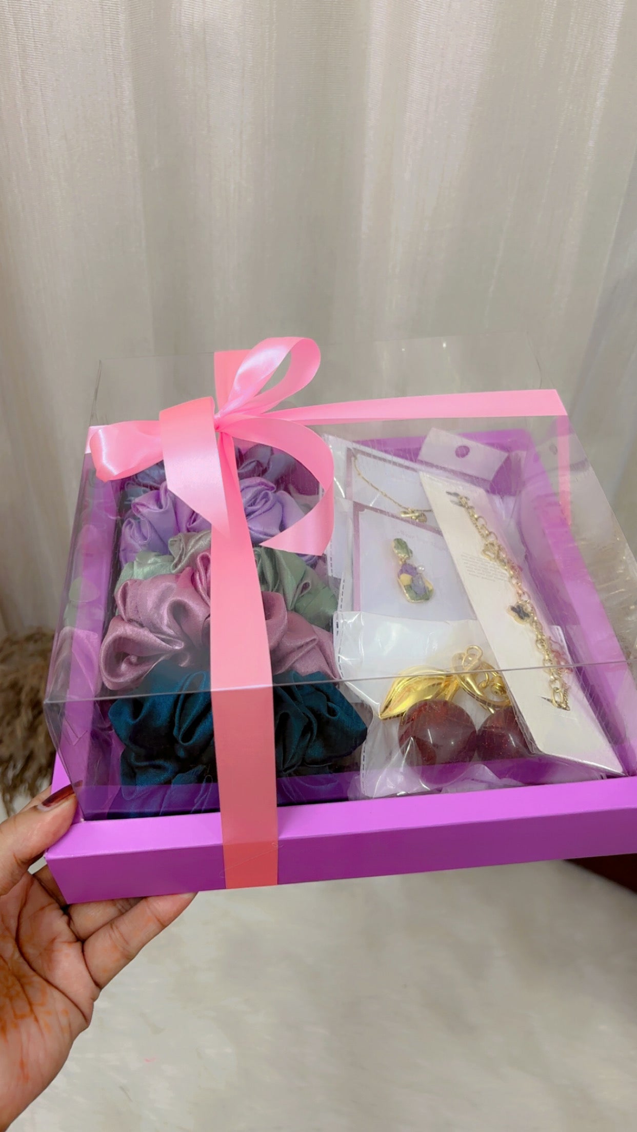 Love hamper
