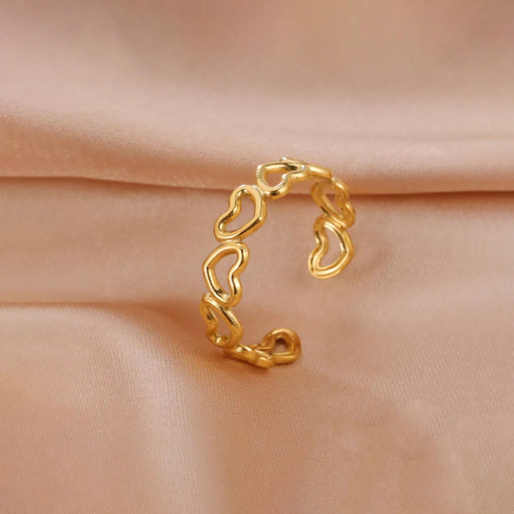 Heart ring