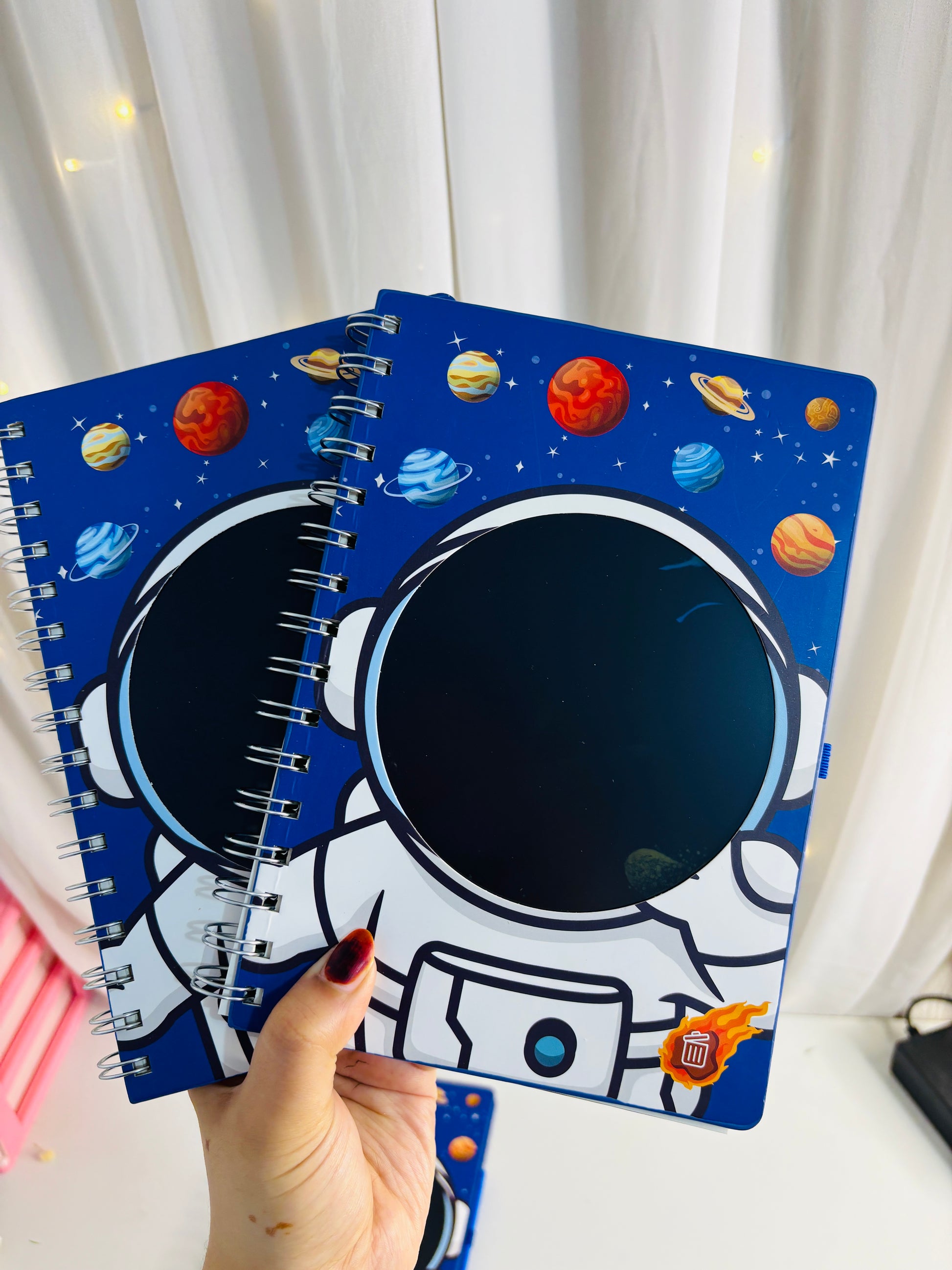 Astronaut Screen Diary