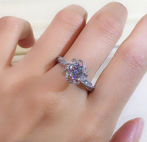 American diamond Queen ring