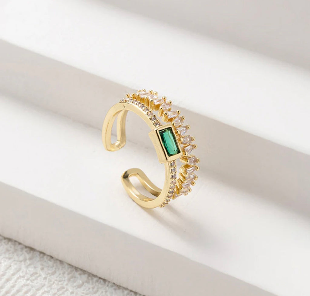 Green emerald ring