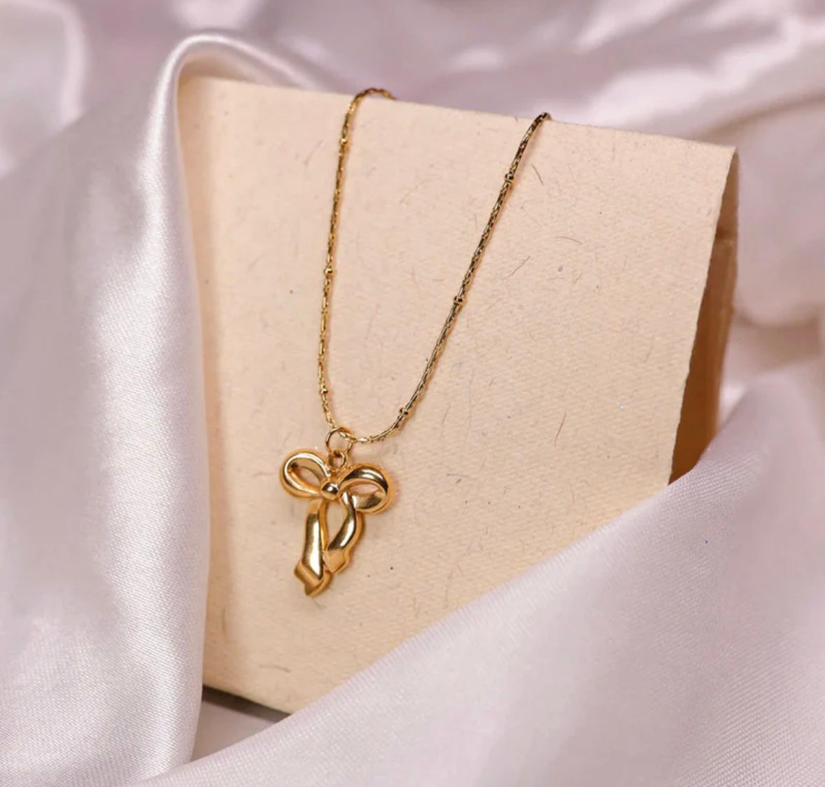 Bow Baby pendant